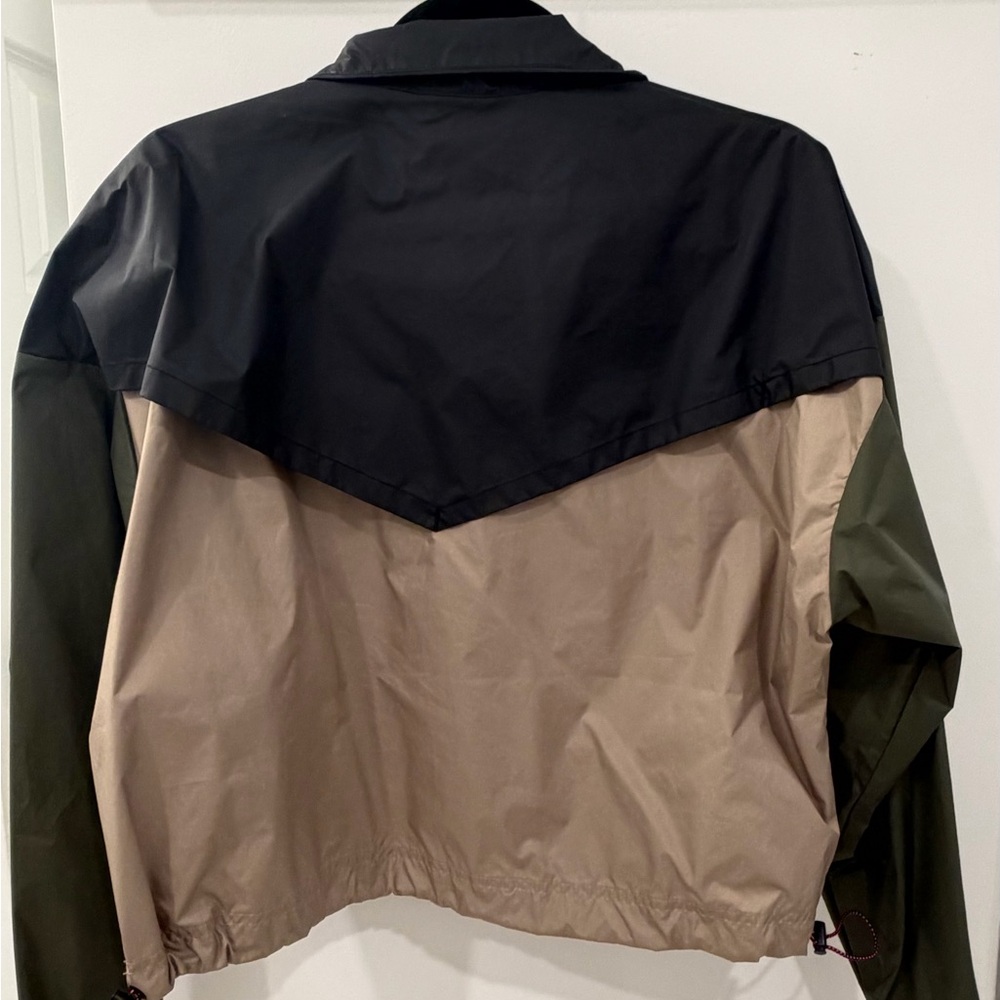 Nike Colorblock Utility Jacket in Olive, Black & Cream - Picture 7 of 7
